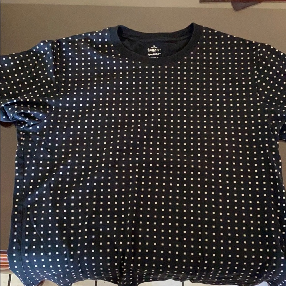 Men’s XL Uniqlo t shirt
